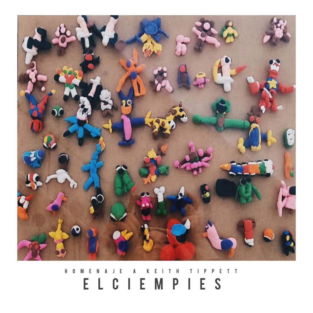 🎵 Feliz de compartir "El ciempiés humano", mi pieza para el nuevo álbum colectivo de #gruppoungido Un homenaje a #KeithTippett donde cada artista aporta 30" de música libre. Collages por @AntonioMurga y #AlGuillén. Arte: Álvaro Cabrera¡Ya disponible! 🎹✨#Centipede