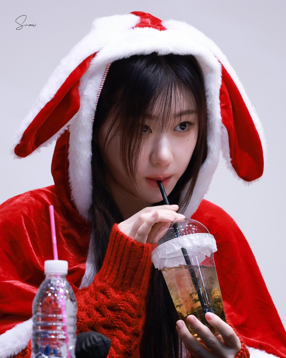 241220 메이크스타

🐰🍒

#ITZY #있지 #채령 
#CHAERYEONG #チェリョン
🦊