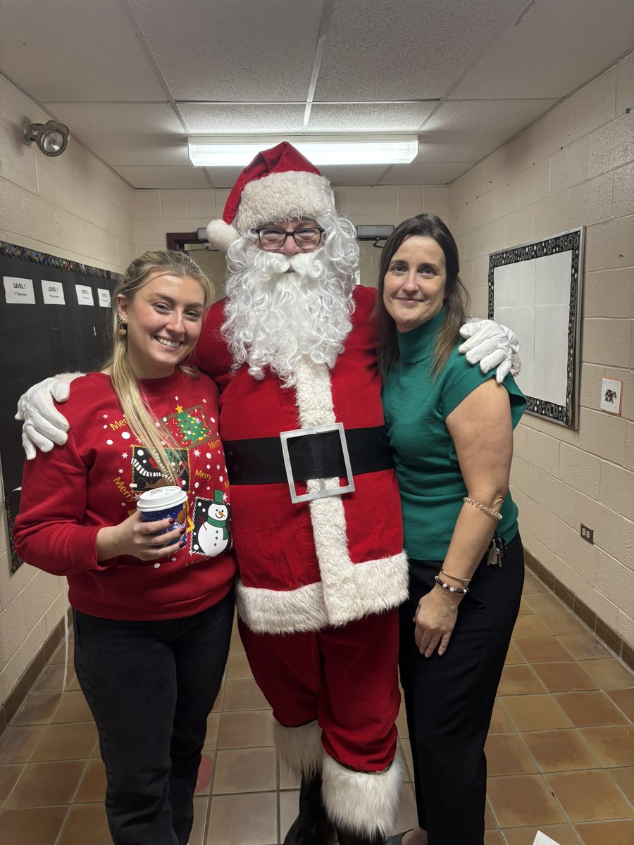 Tara Loder tweet media