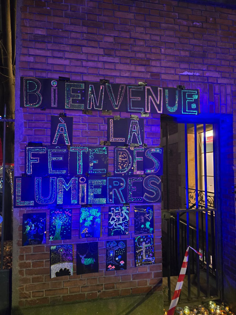✨ Poésie et solidarité ce soir au rendez-vous annuel de la Fête des Lumières : bravo aux équipes du centre social Le Pari’s des Faubourgs pour cette belle édition ! ✨