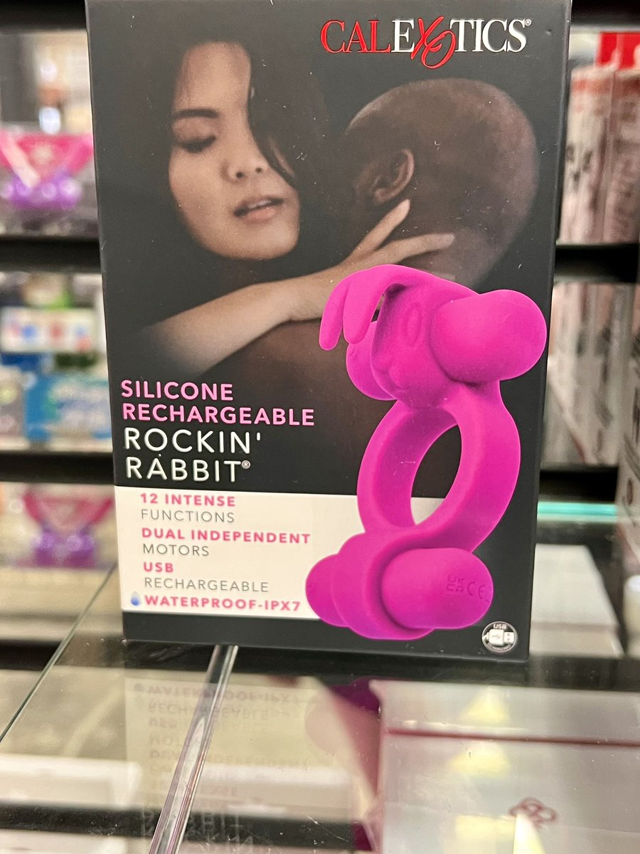 adultworld423's tweet photo. ๐Exciting, new finds just in time for the holiday season, right here at Adult World!๐
๐Stop by to check out whatโs been added to the clearance section also!๐
#HolidayShopping #weekendshopping #newproducts #dirtysanta #romanticgifts #couplesgifts #lingerie #Christmas #hohoho https://t.co/feYOwm5btH