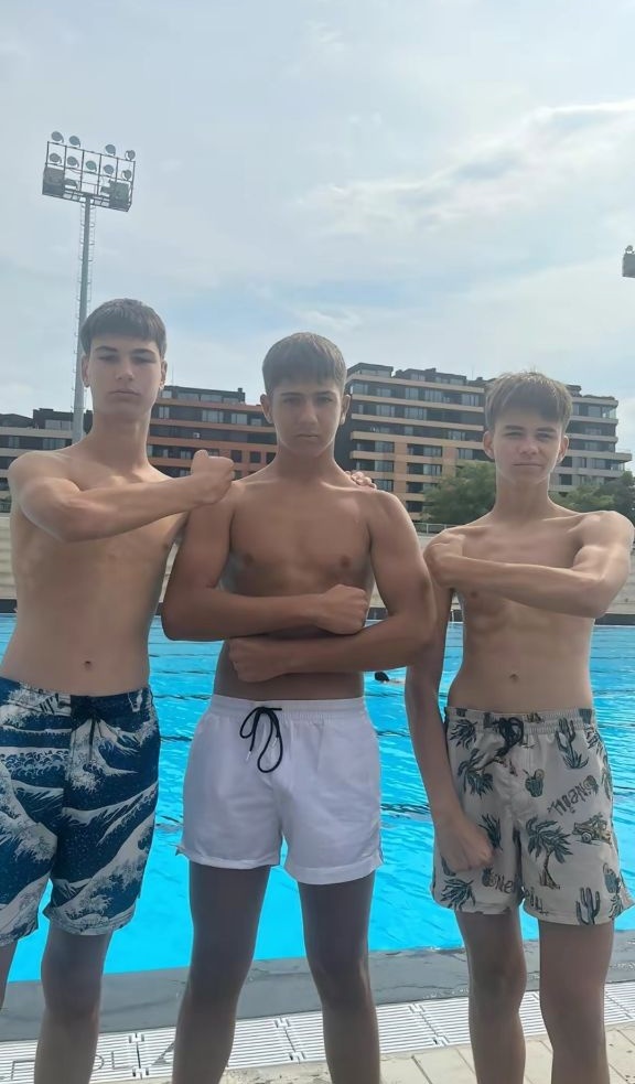 hot young guys (@hot_young_guys) on Twitter photo 