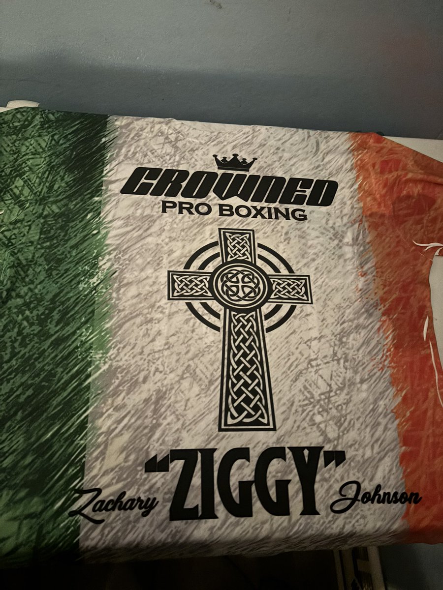 ziggyrocks2848's tweet photo. New fight shirts have arrived in today ๐๐๐๐๐ช๐ฎ๐ช #newfightshirt #fightshirt. #irish #irishfighter #profighter #NY #FL #fingerlakes https://t.co/Ahi90YMmv5
