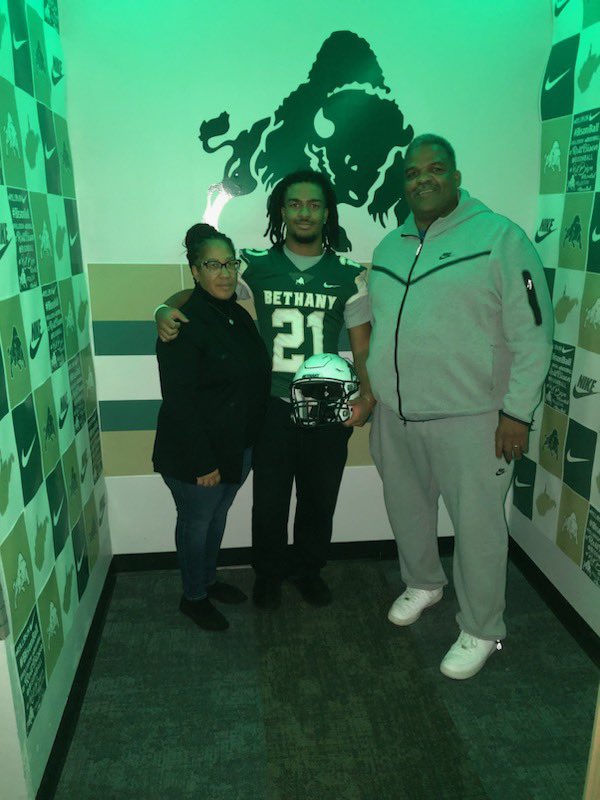 cwilson132025's tweet photo. Had a great visit today at Bethany College! Thanks to all the coaching staff for having me! @CoachRobBC @Coach_DeSanti @CoachSampson90 https://t.co/6YnLl1tKHs