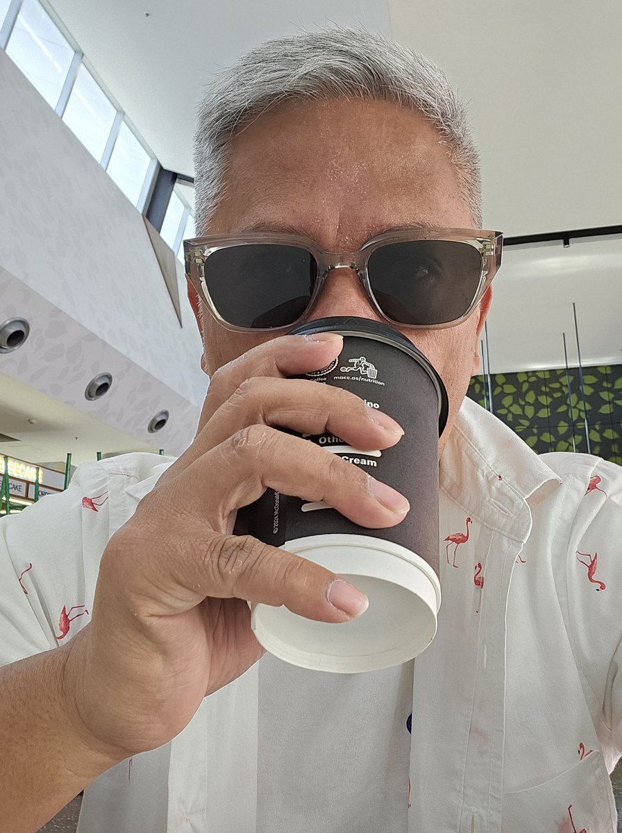 Berns_B_Bee's tweet photo. Matches the shirt

#morningcoffee☕️ https://t.co/NRapBq1MIv