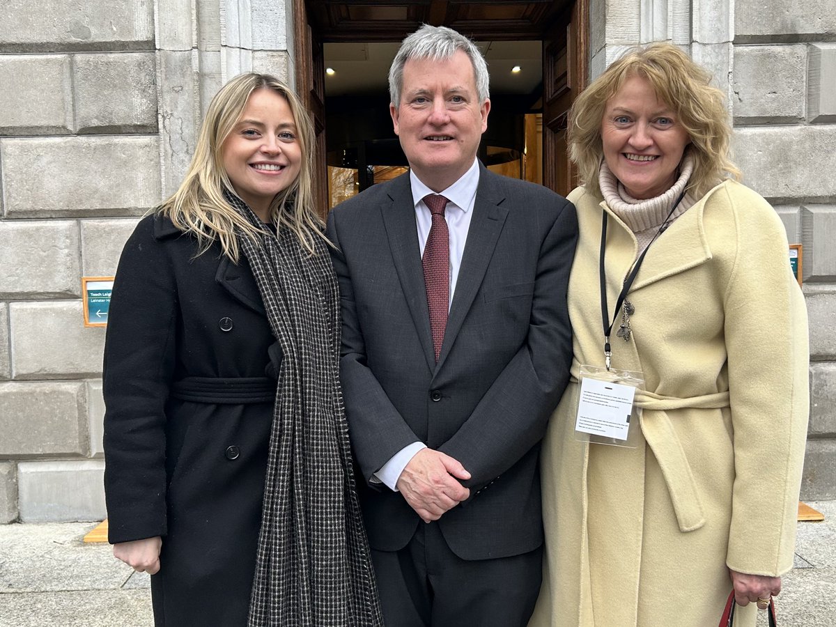 kodonnellLK's tweet photo. At the commencement of the 34th Dáil on Wednesday with family and staff - honoured to represent the people of the Limerick City Constituency. https://t.co/yyoAOSCMW3