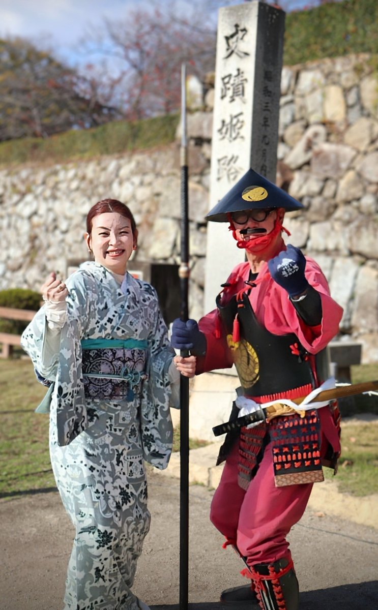 jbtOuNBI5Yo59D1's tweet photo. 2024.12.01 JR姫路駅～姫路城周辺
シンガーソングライターShoco さん(@Shoco07270727)
撮影会より 5/7
＊掲載許可を頂いております。
#シンガーソングライターshoco https://t.co/FZ1LqeMlgY