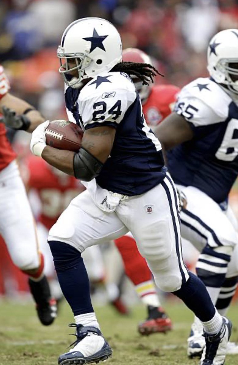 DerrickBurd's tweet photo. @TotalProSports marion barber 😤 https://t.co/eQzZtrmXsL