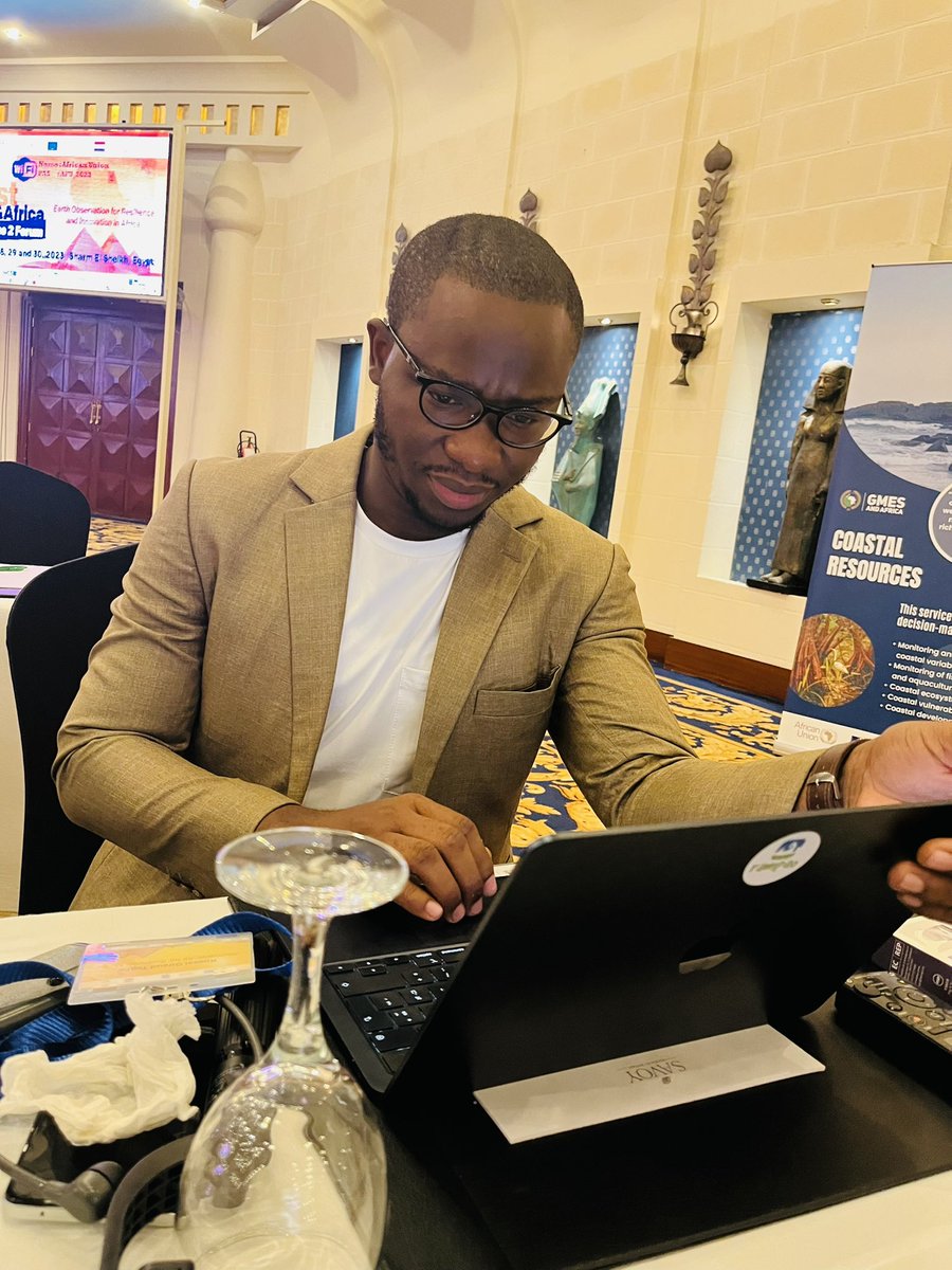 KuessiTogbe's tweet photo. 🤩Au plaisir de répondre à la sollicitation de la Comission de l’Union Africaine pour une mission de consultance en Égypte, en ma qualité d’expert média et en communication scientifique, à l’occasion de la First Gmes &amp; Africa Phase 2 Forum.

#GmesAfriqueForum23 https://t.co/4QjiinR4mw