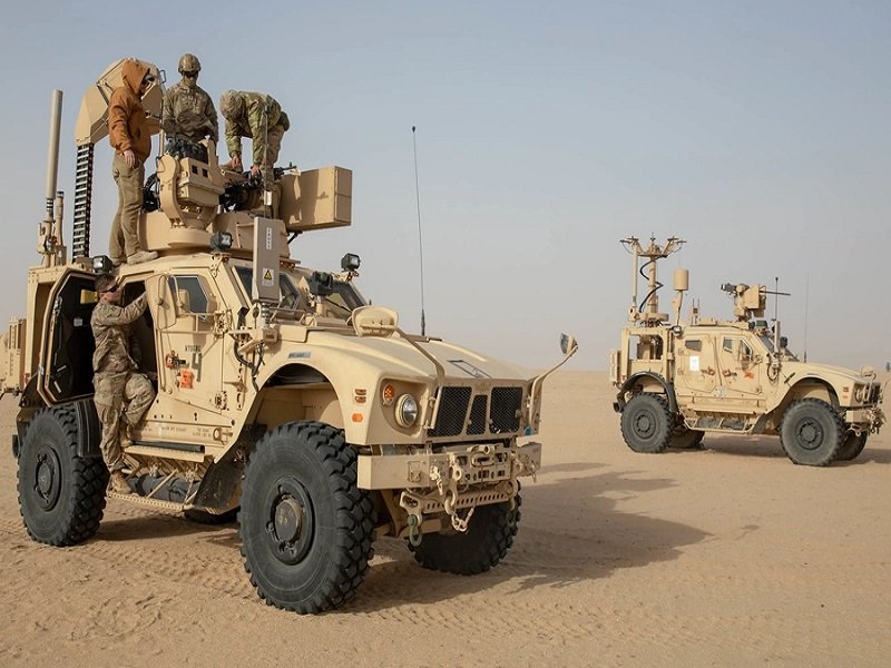 Knowledge4Drive's tweet image. How do you stop a swarm of drones? 🤔 The US Army&apos;s LIDS system has some answers.  #dronedefense #militarysolutions #technology