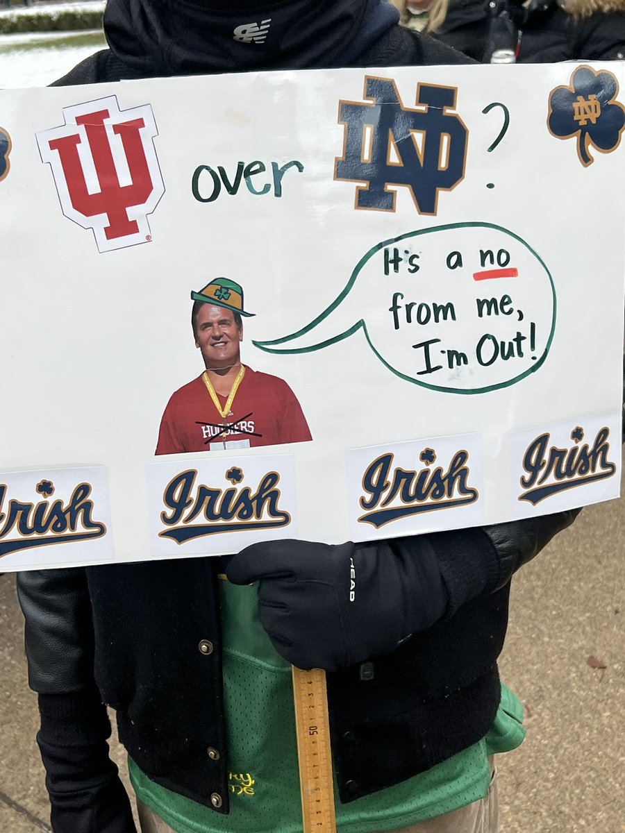 bradygatio's tweet photo. #GoIrish #BeatHoosiers @mcuban @CollegeGameDay https://t.co/dw6EejTmjy
