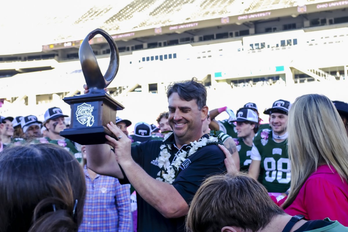 🏆Cure Bowl Champions🏆

Ohio caps one of its best seasons of all time with their sixth-consecutive Bowl Win over Jax State