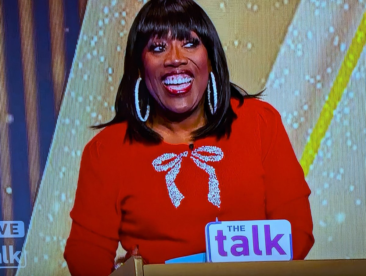 steventeaster's tweet photo. .@TheTalkCBS
@sherylunderwood
.@CBSNews
.@garybryanshow with tears in our eyes, we said goodbye to the talk and we look forward to in the future the conversation. Much love and respect to all at the talk
@steventeaster cheers
#theTalkCBS https://t.co/5VVgZm8JCC