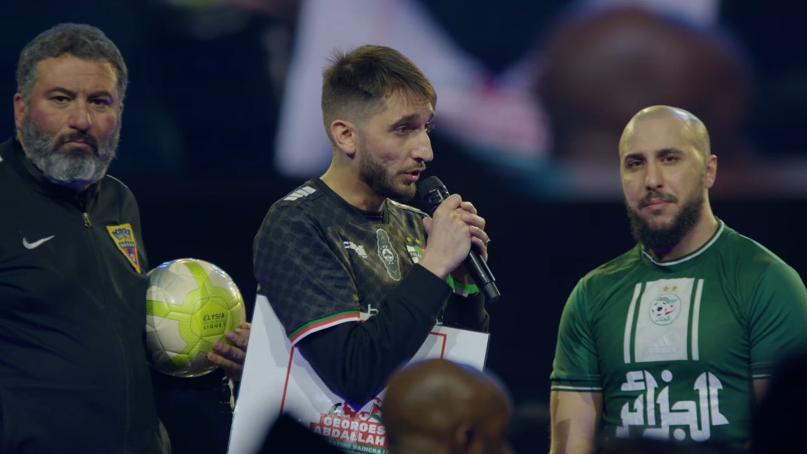 ❤️ <a href="/samir_bousnina/">Seumard Bousnina Paroles d’Honneur🇵🇸</a> <a href="/WXelka/">Wissam Xelka</a> et <a href="/cinepalestine/">Festival Ciné-Palestine</a> au Zawa show 
Un petit clin d’œil footballistique juste avant le débat avec Ruffin