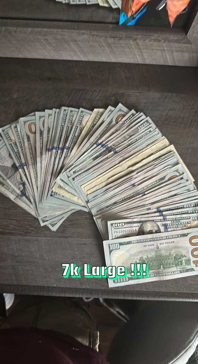 philsouthward3's tweet photo. Show me the money you filthy animals !! SINGLE STRAIGHT MALE Let’s have some fun !!! Located in Miami Beach Florida 🏝️ https://t.co/75skhHiy7k
