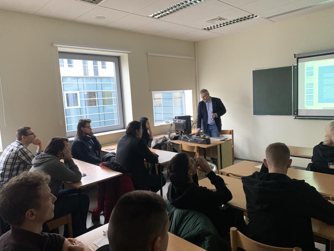 rodm_gdansk's tweet photo. 💬18 grudnia 2024 roku Regionalny Ośrodek Debaty Międzynarodowej w Gdańsku, we współpracy z Instytutem Politologii Uniwersytetu Gdańskiego, zorganizował wykład dotyczący przyszłości #NATO. Więcej: https://t.co/LUDyZebzWe https://t.co/b3eKWjGD01
