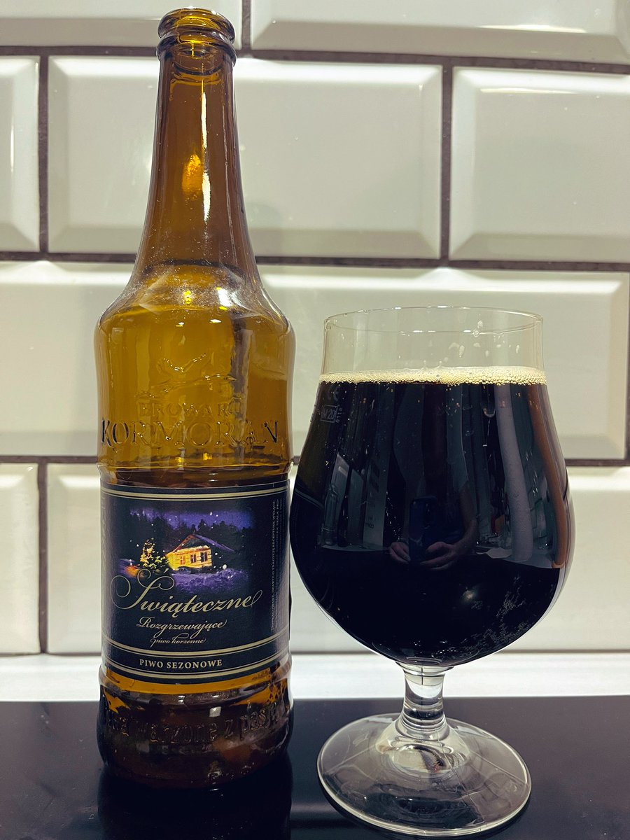 Christmas beer 🍻 
Tastes way better than when I bought it ~5 years ago!
Cinnamon, kardamon, cloves. Beer. 
Cheers 🍻