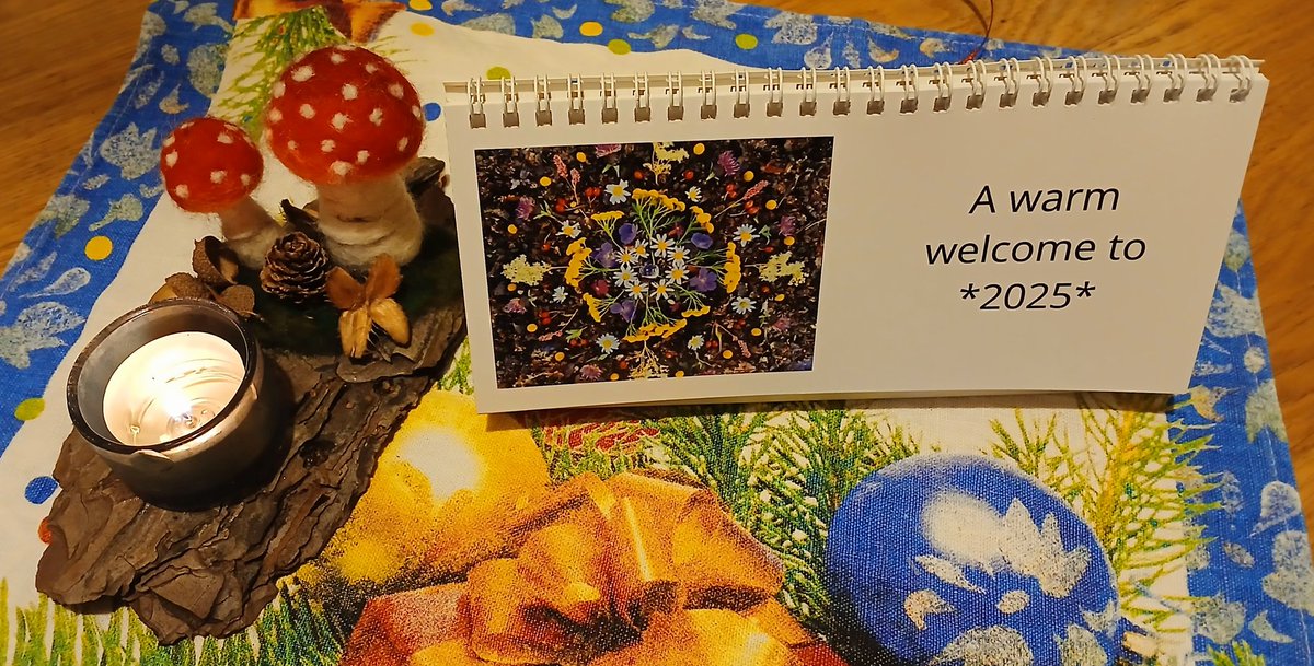 Larynas's tweet photo. Today I received another delivery of my desk calendars with beautiful photos from energy places created in nature. They were sold out, but now you can get one again to brighten up the coming year or make it a gift to a dear friend, family member, or colleague. They are £12 each. https://t.co/YquV4OiVSr