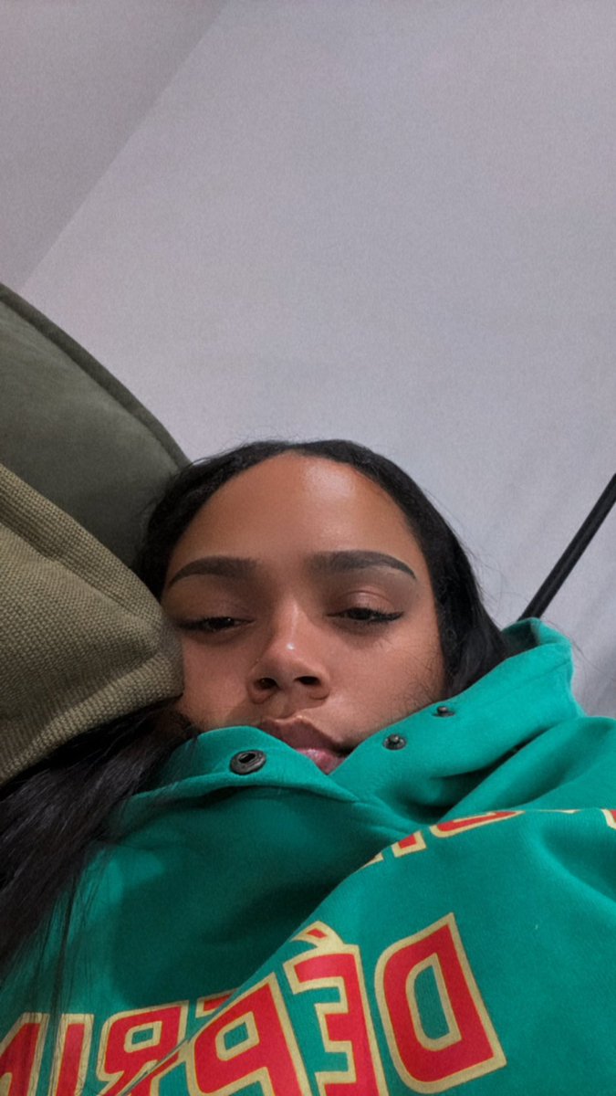 Lissak__'s tweet photo. Mood https://t.co/Dbxlz8xmql
