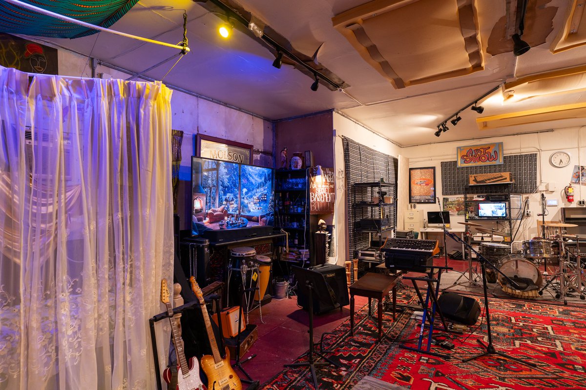 Storefront Records tweet media