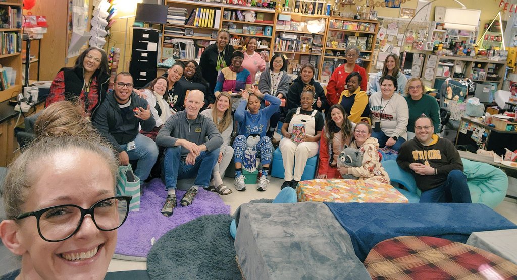 Melanie Burdis (@burdis_sms) on Twitter photo Happy Holidays from Sutton's 6th Grade teachers! Enjoy the break, everyone! <a href="/FPB_SuttonPA/">FanniePB</a> <a href="/MerriweatherEDU/">Dr. Dominique R. Merriweather</a> <a href="/SuttonPTA/">Sutton Middle School</a> <a href="/SuttonCougars/">Sutton Cougars</a> Happy Holidays from Sutton's 6th Grade teachers! Enjoy the break, everyone! <a href="/FPB_SuttonPA/">FanniePB</a> <a href="/MerriweatherEDU/">Dr. Dominique R. Merriweather</a> <a href="/SuttonPTA/">Sutton Middle School</a> <a href="/SuttonCougars/">Sutton Cougars</a>