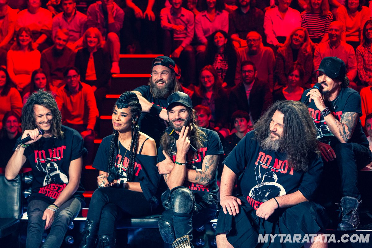 Taratata's tweet photo. En ce moment dans #Taratata @TWIT4SHKPNK pour leur dernière.
Le #Replay est dispo sur notre site
=> https://t.co/f3i5jEC2rN https://t.co/ZsRNR1QQTj