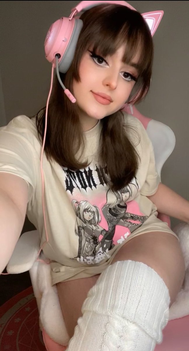 malenabbX_'s tweet photo. felt cute in this :> https://t.co/91NXCZynML