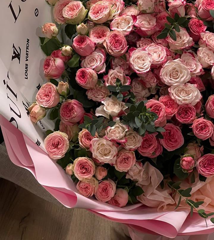 Rosh015's tweet photo. -❤️📨🫀🧚🏻‍♂️🎞️.. https://t.co/HPdjmn55wi
