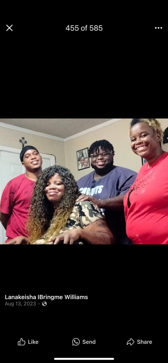 DamButta's tweet photo. Bitch callin me fat her who family over wait https://t.co/Uo6XbjAjtQ