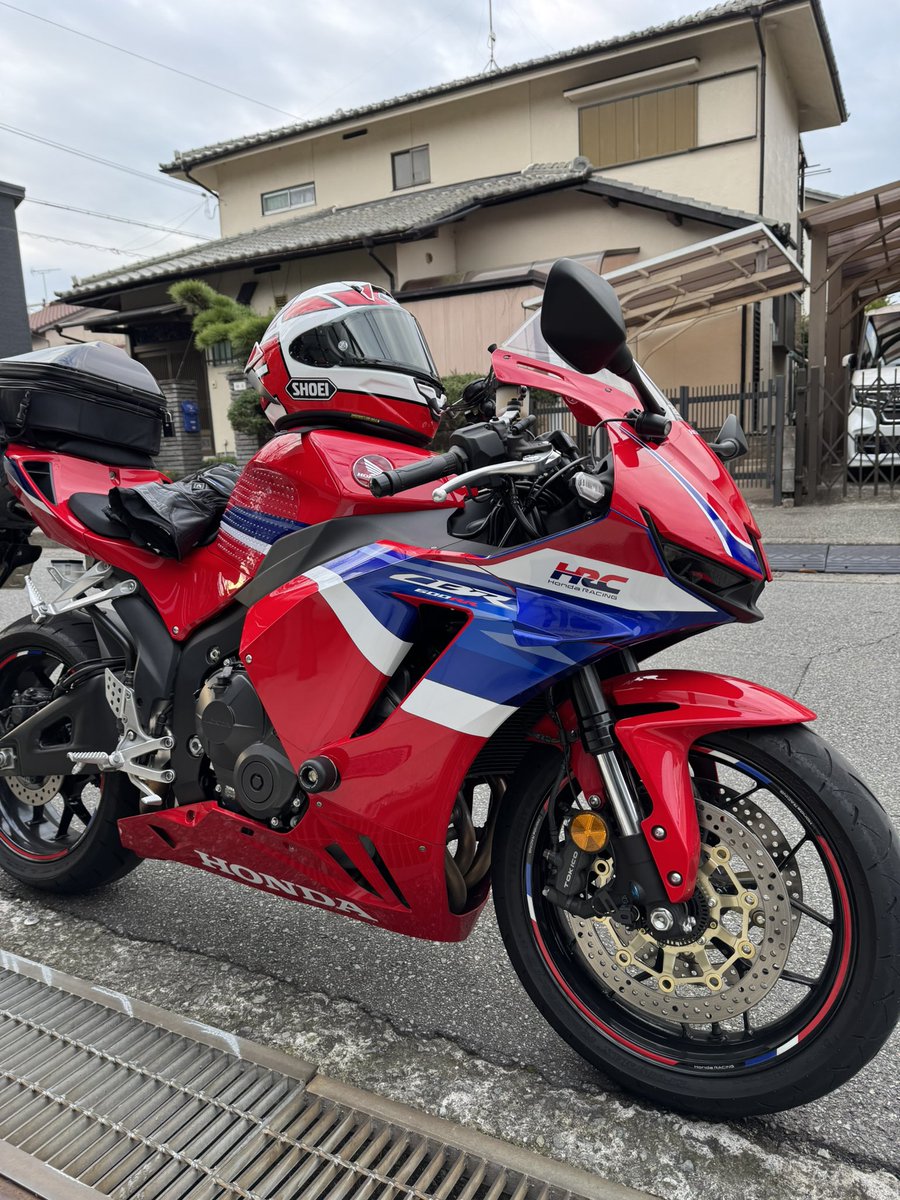 t_k502's tweet photo. 今日はロクダボでツーリング🏍️
#cbr600rr
#ホンダ
#バイク https://t.co/KJeOcI5mak
