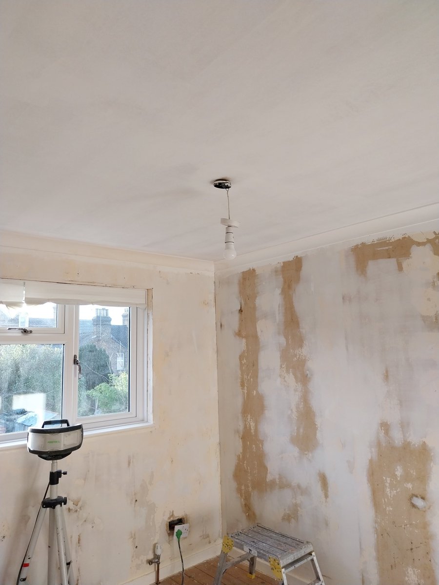 With one full working day left until the Christmas holidays, this room is on schedule for being ready to paint in the new year.
#Decorating #Orpington