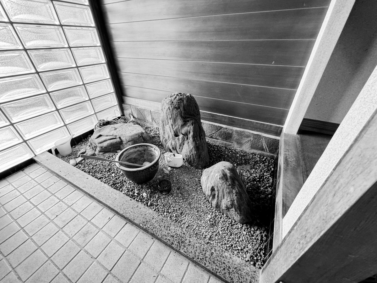 hide_garopre's tweet photo. 年内にいい契約頂きました🙏
コレで年越せそう😆

#家を造る方 
#artgaro
#Gdesign 
#reform https://t.co/h7MqtER9wD