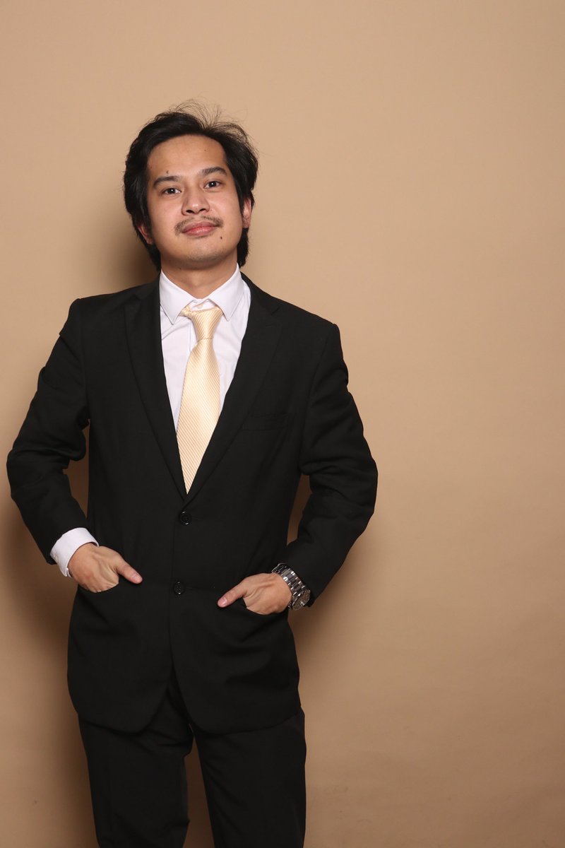 josepatrick's tweet photo. Really not a suit and tie kind. 😅 https://t.co/2JBlveBVTP