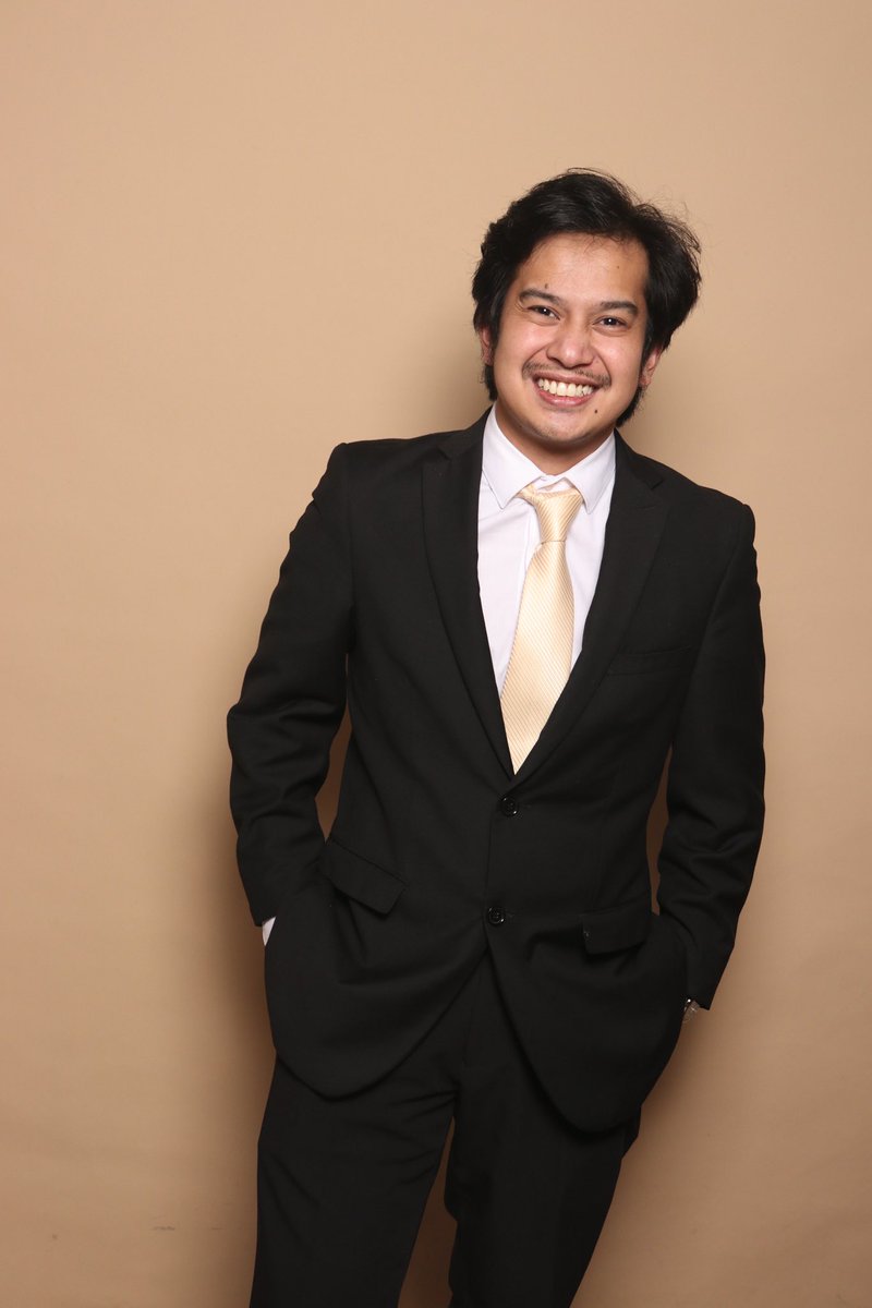 josepatrick's tweet photo. Really not a suit and tie kind. 😅 https://t.co/2JBlveBVTP