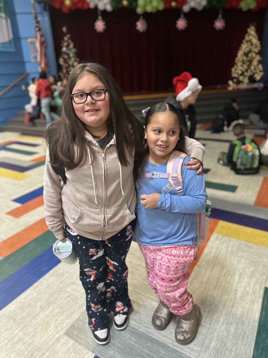 WidenElementary's tweet image. 🎉 What a cozy way to wrap up 2024—pajama day fun and smiles all around! 💤💖 Wishing everyone a restful winter break. See you in 2025, Wildcats! 🐾✨ #PajamaDay #WinterBreakVibes