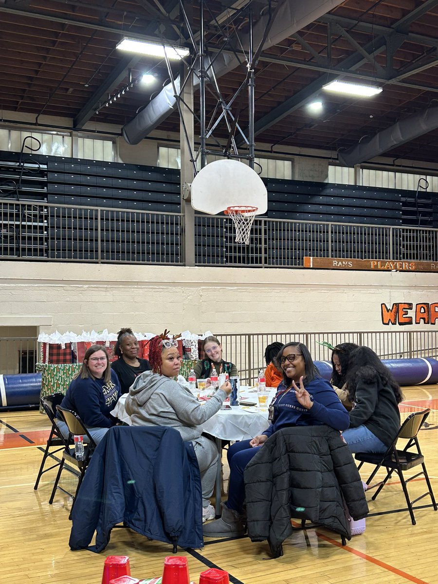 MadisonMiddleSchool tweet media