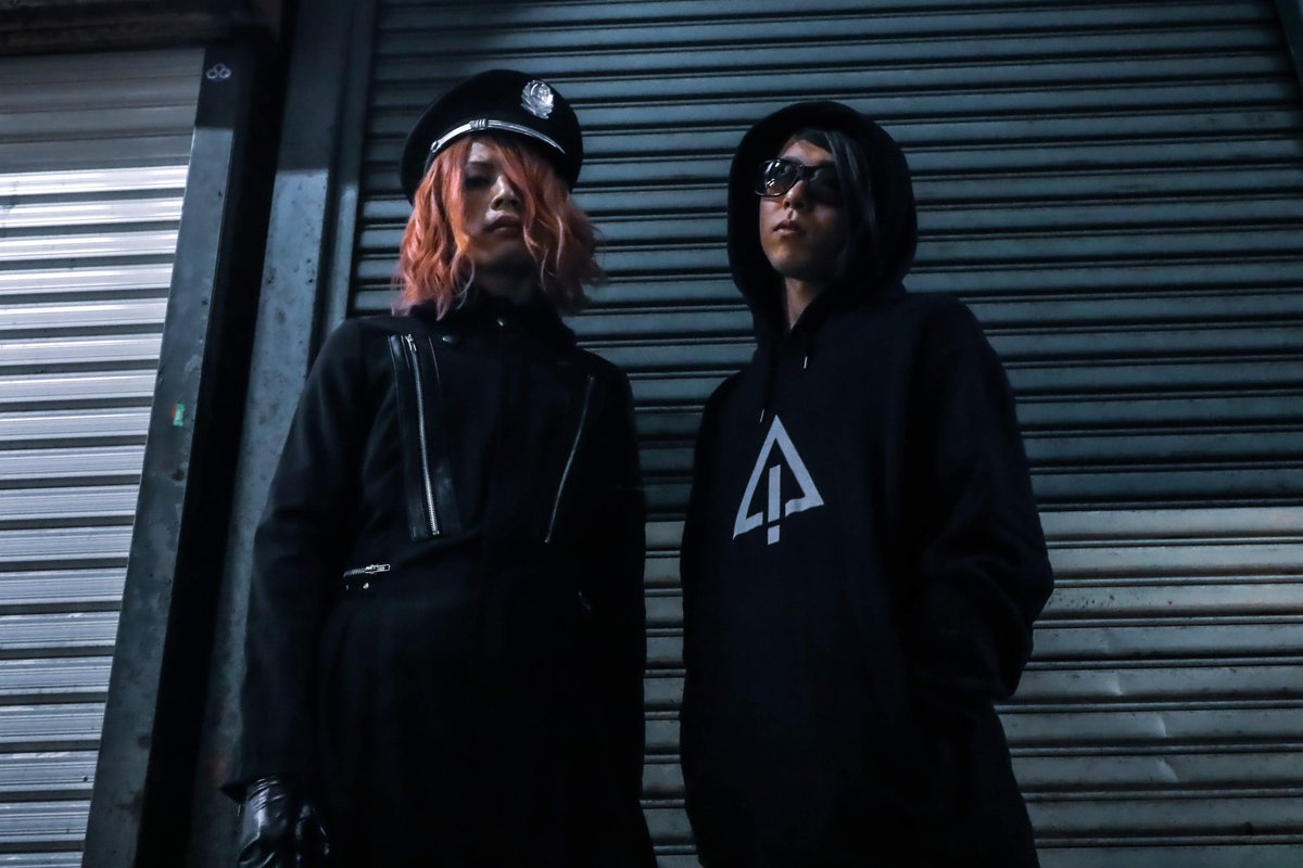 clama_official's tweet photo. 皆様新曲は楽しんでいただけましたか？
お知らせの通り先週リリースいたしました"re:ray."を最後に我々の全活動は終了しました！
結成から5年、EXCLAMATIONは進化を重ね大きく形を変えて参りました。
これまでご支援、ご声援をくださいました皆様、改めて本当にありがとうございました🙇‍♂️ https://t.co/LDaLOo2HFH