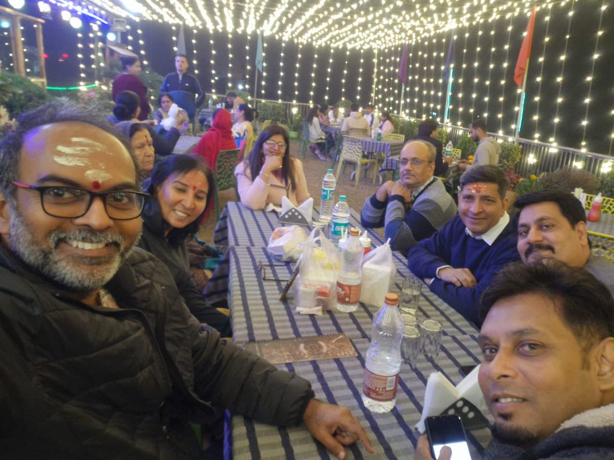 IsppdD's tweet photo. 2nd EC meeting was successfully happened at Varanasi and many decisions were taken for betterment of society and pediatric dentist. 
Society activities,journal growth,annual budget,awards discussed
President dr Shashi kiran 
Secretary dr Virinder Goyal 
#isppdBharat https://t.co/nc4LK1yG9L