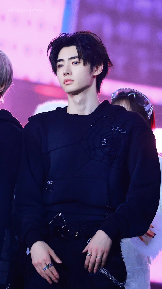 241220 KBS 가요대축제

#SUNGHOON
#ENHYPEN
#성훈
#엔하이픈 
#엔하이픈_성훈
#가요대축제