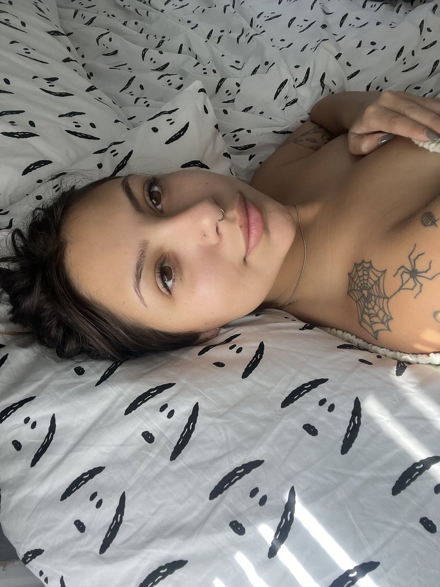 justsumsexygirl's tweet photo. angel https://t.co/k4zqWgCdVC