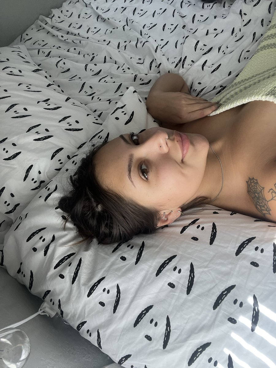 justsumsexygirl's tweet photo. angel https://t.co/k4zqWgCdVC