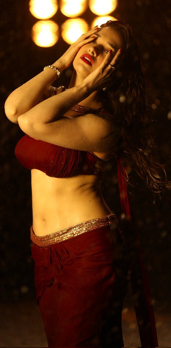 Ṙ 🎯 tweet media