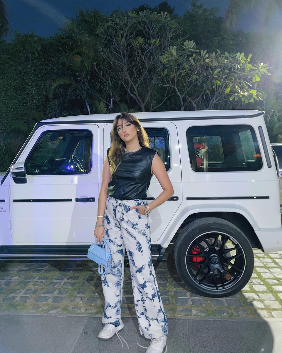 "I’m not a second option, you either choose me or lose me ✌️