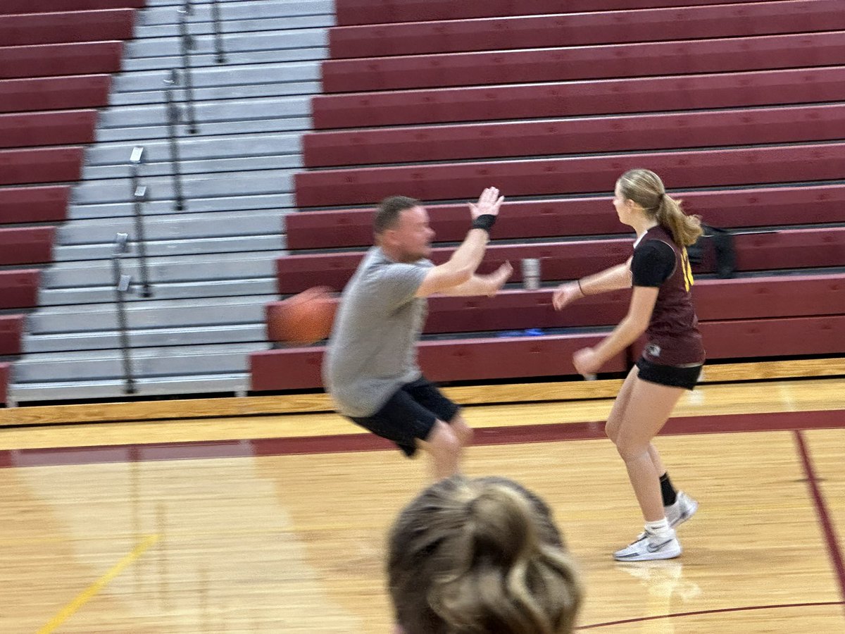 Coach_Smith21's tweet photo. Our annual player/parent (family) practice was a big hit yet again this year! I think parents and coaches beat the players 😂 #RossRams https://t.co/Od5pUOL1Qp