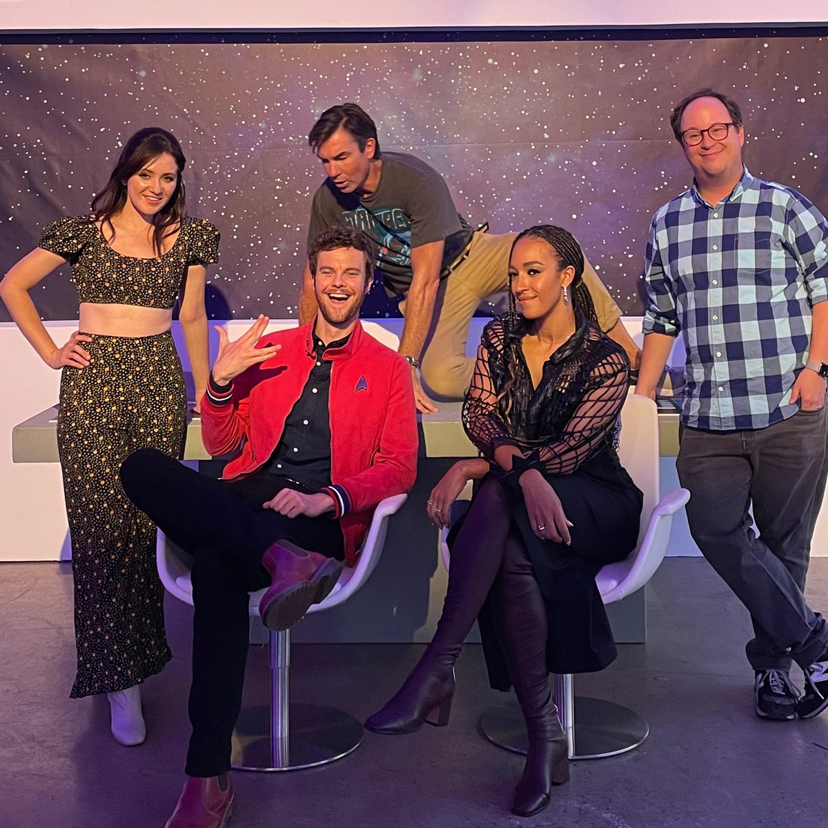 Happy birthday to the Mistress of the Winter Constellations, Noël Wells @realtomhankz! Join us in celebrating the voice of D'Vana Tendi from #StarTrekLowerDecks 🖖