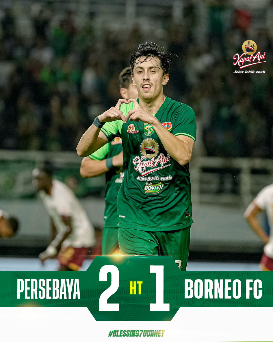 Idho09's tweet photo. BACK TO TRACK! Setelah seri lawan Semen Padang di pekan sebelumnya, tadi malam 🐊 kembali meraih kemenangan di kandang melawan juara Regular Season musim lalu Borneo FC.

Cachis Rivera jadi bintang dengan dwi golnya ke gawang Nadeo Winata.

Banyak yang bilang kemenangan semalam ugly win, but win is a win.

Keputusan Paul Munster bermain defensif di babak kedua meskipun unggul jumlah pemain dirasa cukup bijak. Mengapa demikian? 

• Pesut Etam punya kemampuan bombardir serangan yang mumpuni, ditunjang skema spam crossingnya yang berbahaya sejak beberapa musim lalu. Di babak kedua, Slavko Damjanovic dkk berhasil meredam hal tersebut dengan cukup solid.

• Pada babak pertama stamina trisula Bruno-Ucok-Malik terkuras setelah 45 menit pressing bek tengah Borneo. Belum lagi il Capitano punya tugas tambahan track back support Riswan di sisi kiri

• Ingat, 🐊 tampil tanpa full back murni. Riswan Lauhin 32 jadi bulan-bulanan sebelum ditarik karena cedera. Randy sebagai pengganti pun tampak belum siap. Bahkan lelahnya Kasim Botan membuat Ucok digeser menjadi full back kiri.

•Apabila dipaksa main ofensif terus lini belakang kedororan hingga gagal menang, bakal kena paido juga kan?

Balik lagi ke tagline musim ini, PM = Pokoke Menang! 

Selamat menjalani weekend dengan selimut dan jaket kesayangan 🐊🥶