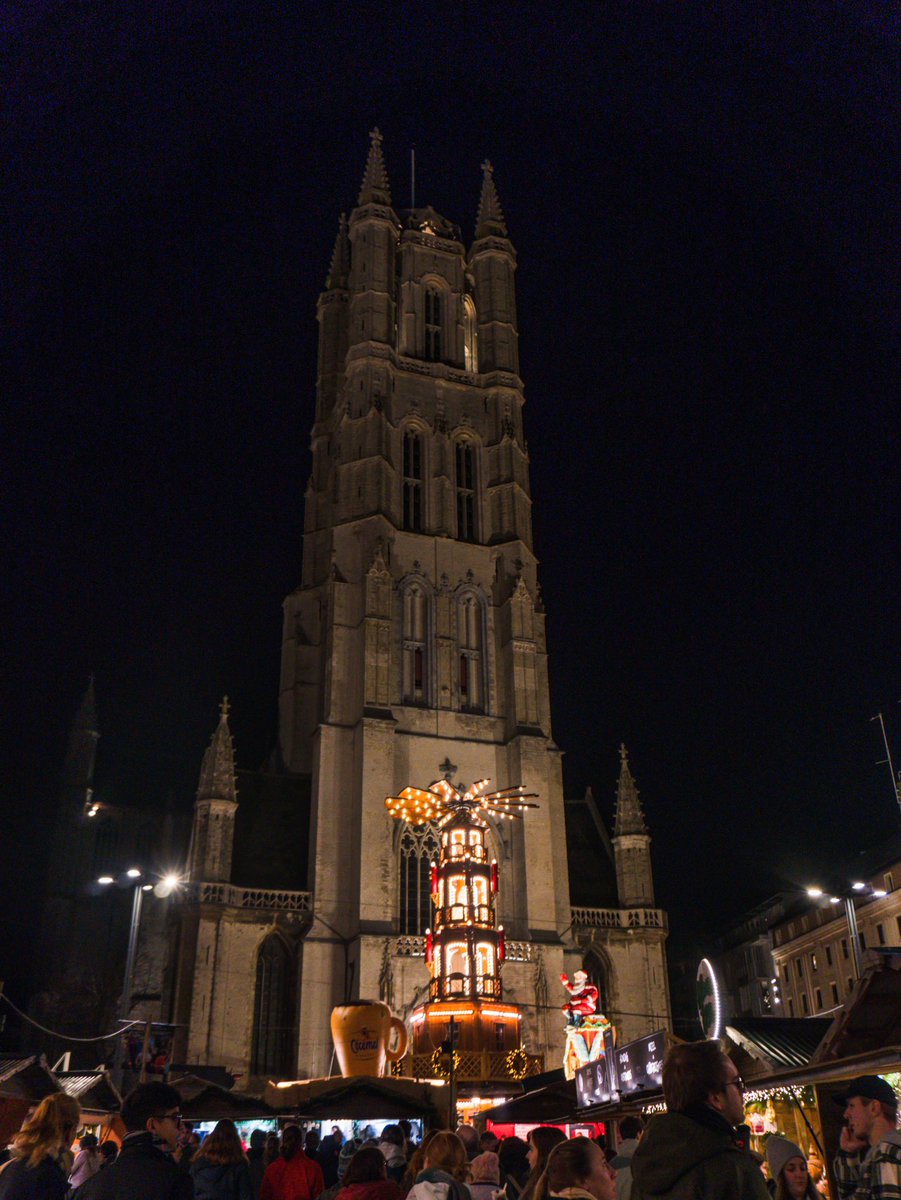 realNinoVC's tweet photo. Some pictures I took at the Christmas market in Ghent https://t.co/9x0sLerSVr