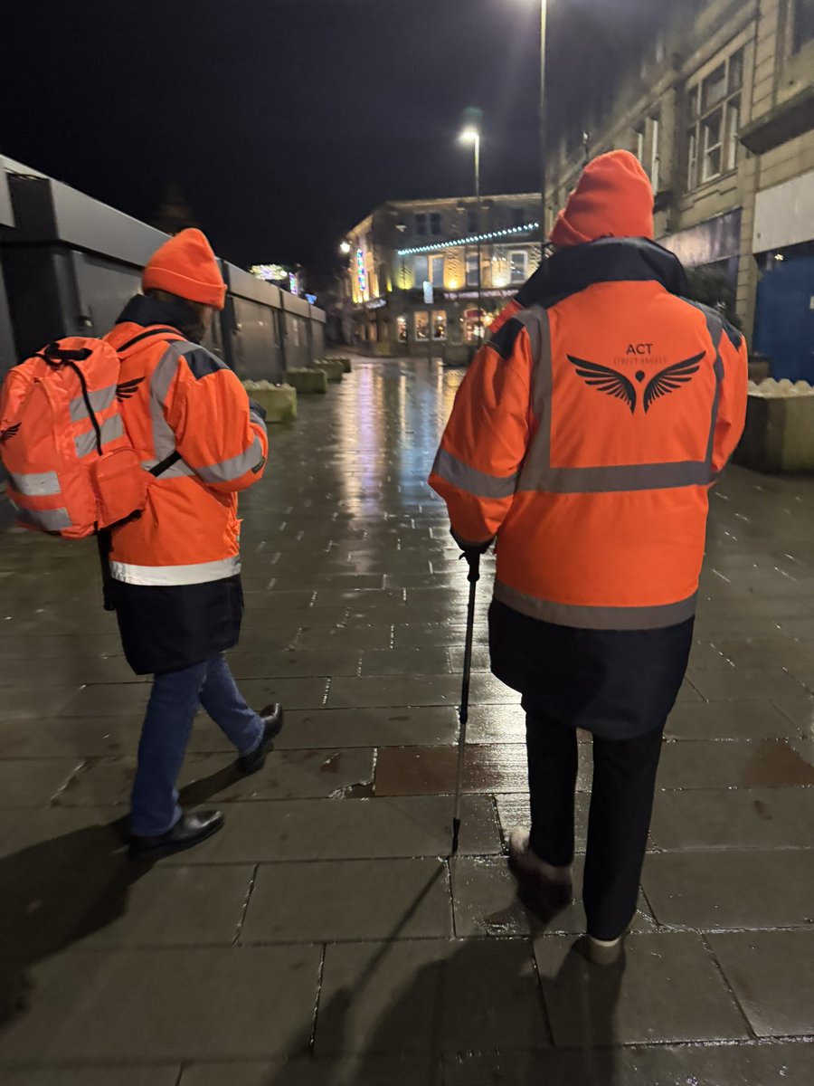 kimjwhitehead's tweet photo. #StreetAngel duty this evening on #MadFriday😇

As the holiday festivities roll on, let’s all remember to take care of ourselves and each other.

Stay Safe this Festive Season!🎄 https://t.co/zF6E3ClHcz