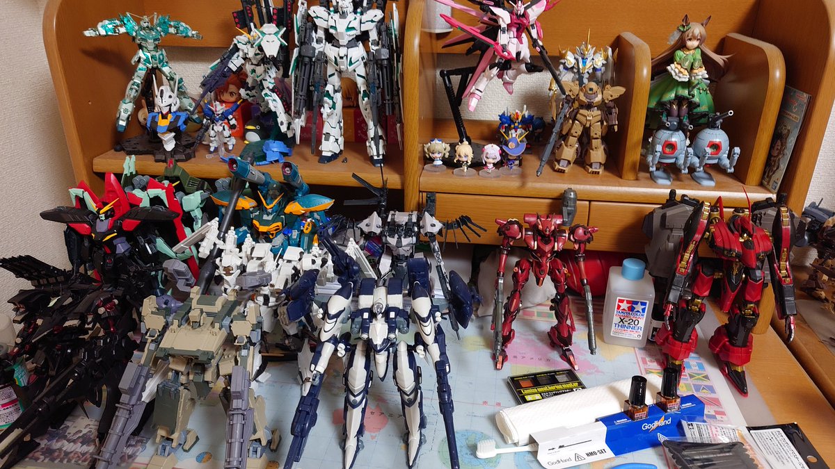 EX60543414's tweet photo. 作ったプラモを見せるだけ https://t.co/2r5NGq8Djw