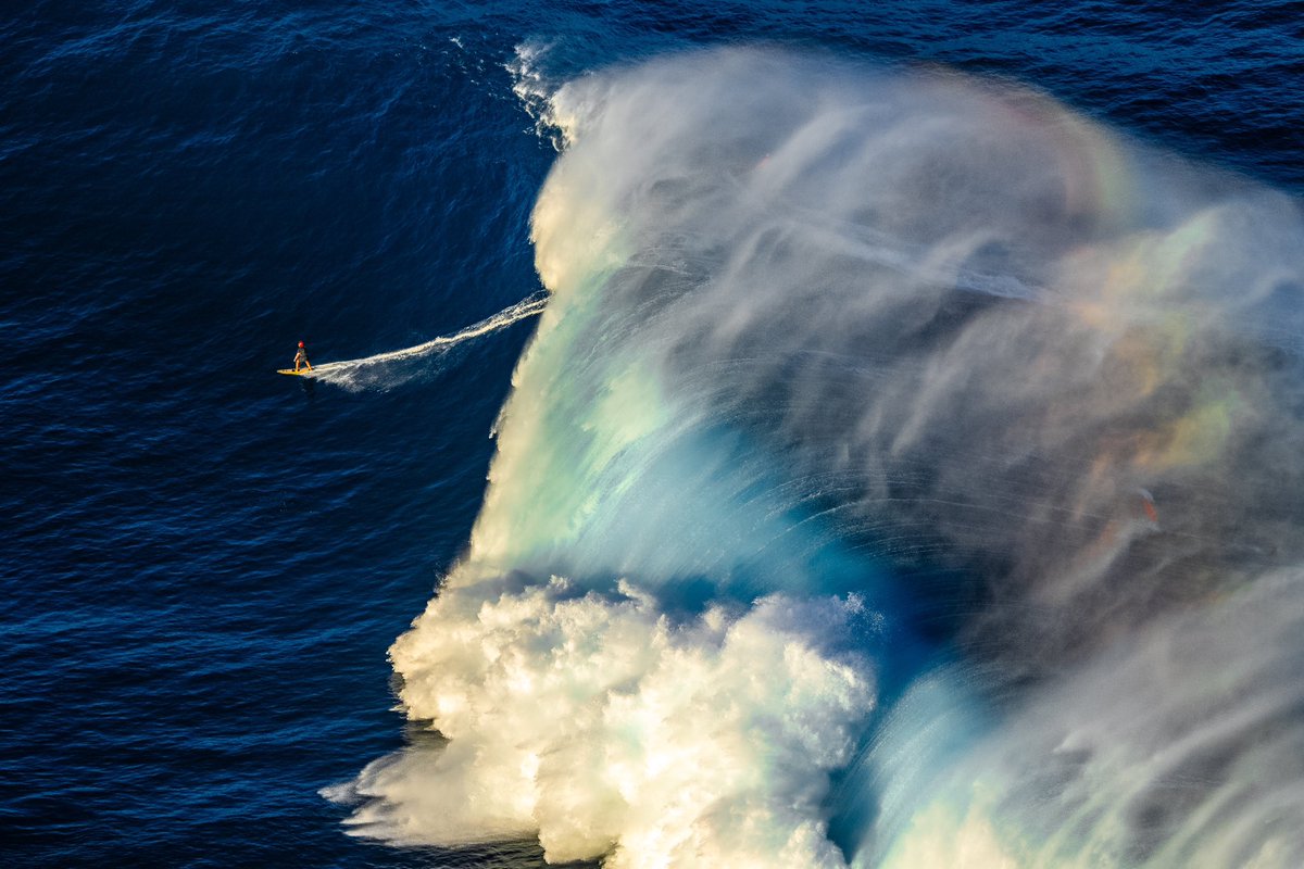 emmerich_craig's tweet photo. What an amazing day! Bucket list for me to get to shoot Peahi (Jaws). Thanks @danielsullivanphotography for taking me out!
#peahi #jaws #maui #hawaii #surfphotography @Kai_Lenny https://t.co/4MVhjxpj2H